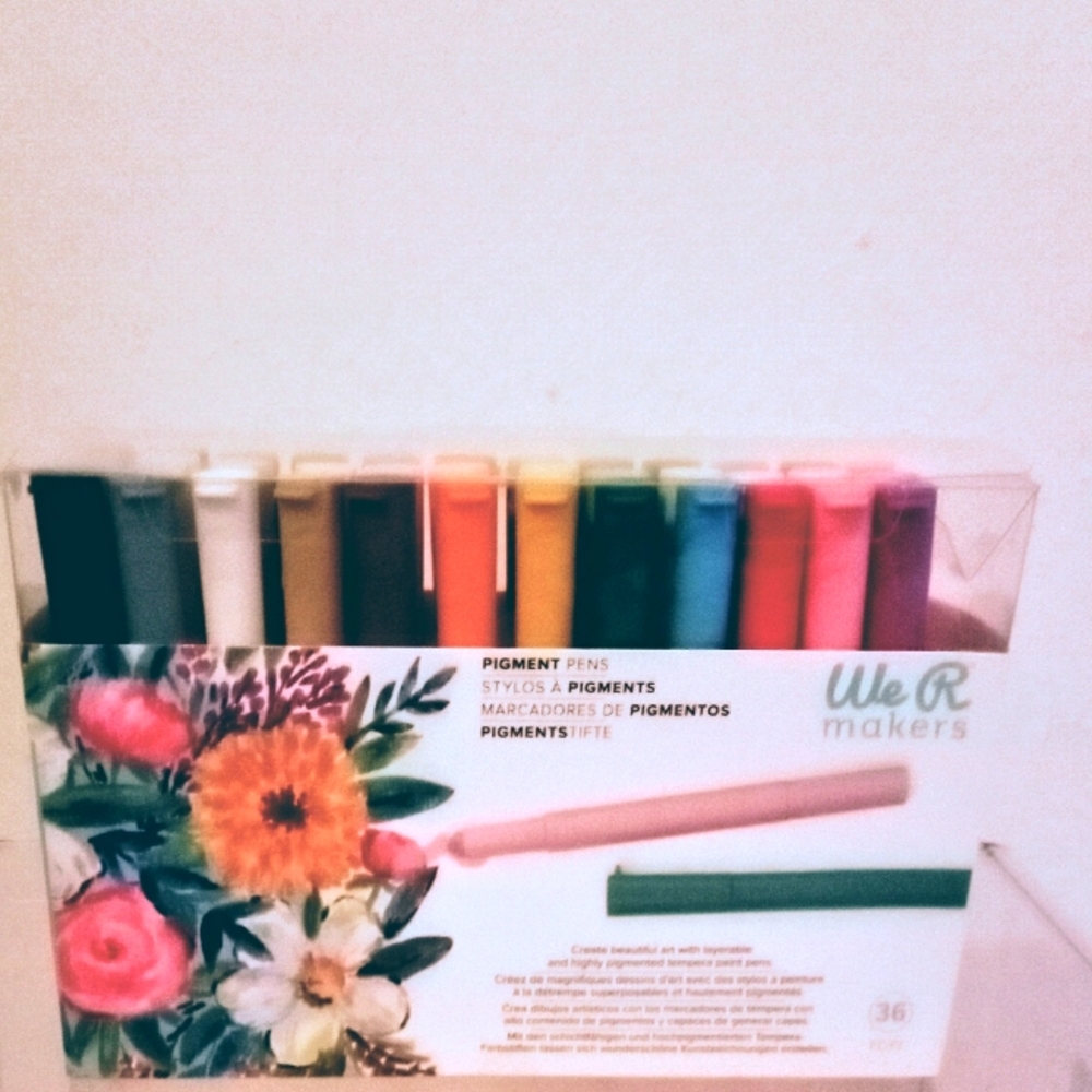 We R Makers Pigment Paint Pens Multicolor NWOT